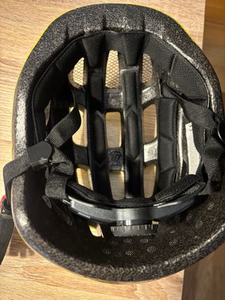 Casco de bicicleta amarillo Sawyer