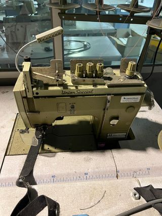 MÁQUINAS DE COSER INDUSTRIALES