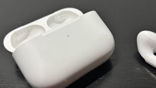 Apple AirPods 2da Gen Blancos