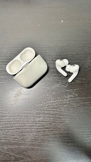 Apple AirPods 2da Gen Blancos