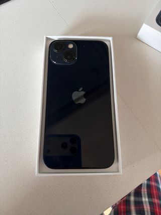 iPhone 13 128gb con año de garantia