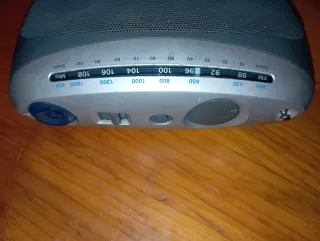 Radio Portátil Philips AE2150 AM/FM