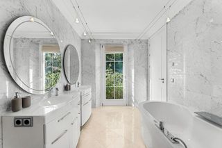 Chalet en alquiler en Nagüeles Alto en Marbella