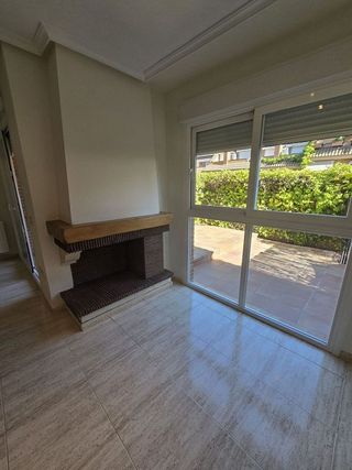 Casa adosada en alquiler en Mirasierra en Madrid