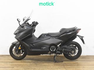 YAMAHA TMAX 560