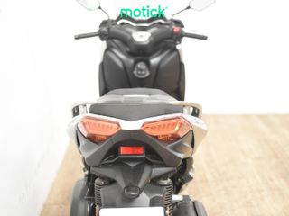 YAMAHA XMAX 125