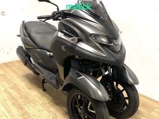 YAMAHA TRICITY 300