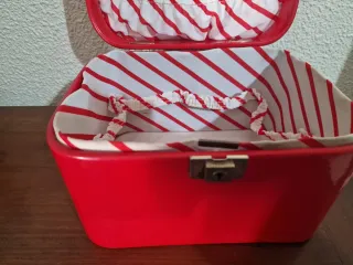 Neceser Vintage Años 70 Rojo