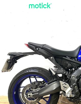 YAMAHA MT-09 (A2)