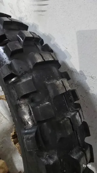 Neumáticos Enduro Maxis 90/90 - 21 y 140/80 -18