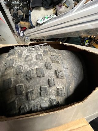 2x Specialized Ground Control 29x2.35