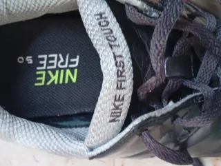 Scarpe Calcio Nike Nere e Rosse