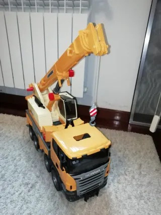 Camion Grua Bruder Liebherr