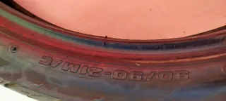 -Neumático Bridgestone