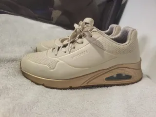 Zapatillas Skechers Street Beige