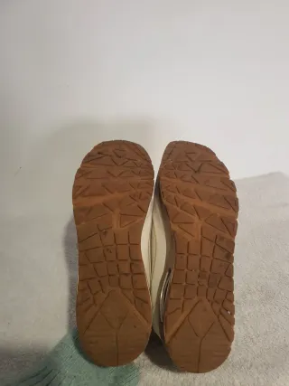 Zapatillas Skechers Street Beige