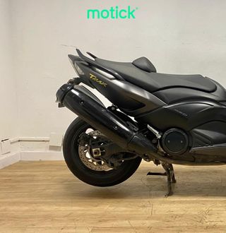 YAMAHA TMAX 530