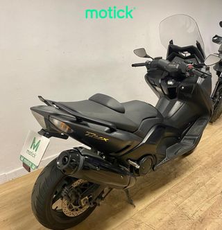 YAMAHA TMAX 530