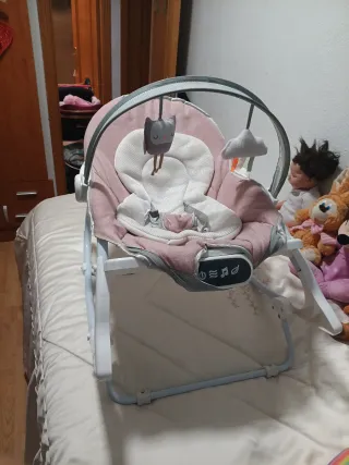 Mecedora bebé con vibrador