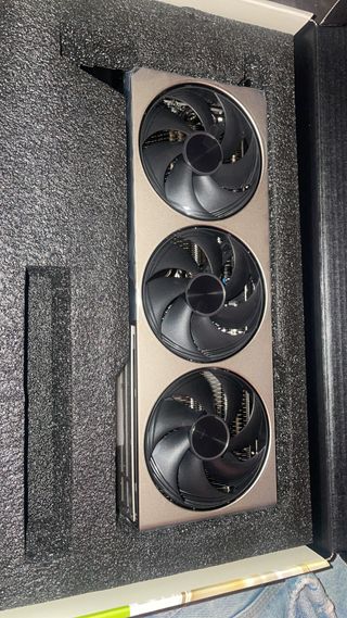 Tarjeta Gráfica NVIDIA RTX 5070 12GB