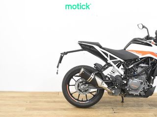 KTM DUKE 390