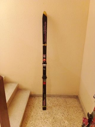 Esquís Dynastar Cross Comp 180cm. Muy bonitos!! ⛷️
