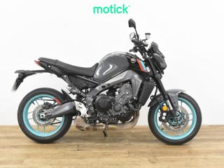 YAMAHA MT-09 (A2)