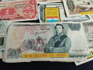 Colección de Billetes del Mundo Bimbo 1975