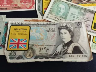 Colección de Billetes del Mundo Bimbo 1975