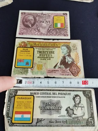 Colección de Billetes del Mundo Bimbo 1975