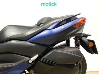 YAMAHA XMAX 300