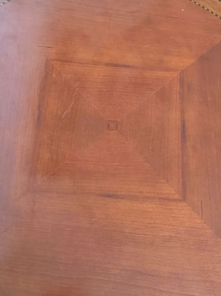 Mesa auxiliar redonda de madera