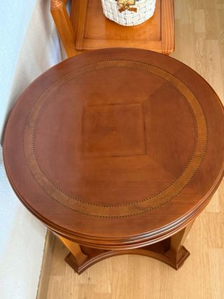 Mesa auxiliar redonda de madera
