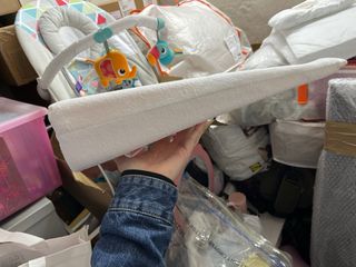 Cuña anti-regurgitación para bebé