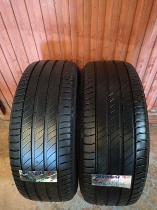 Neumático Michelin 215/55 R17 98W