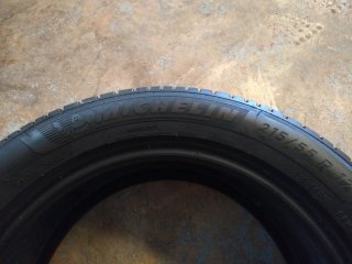 Neumático Michelin 215/55 R17 98W