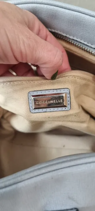 Borsa Coccinelle azzurra carta da zucchero