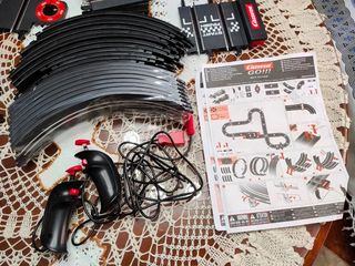 2 Scalextric Carrera GO!!! F1