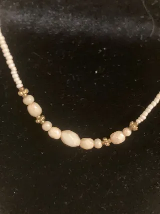 Collar Nácar Vintage Beige y Dorado