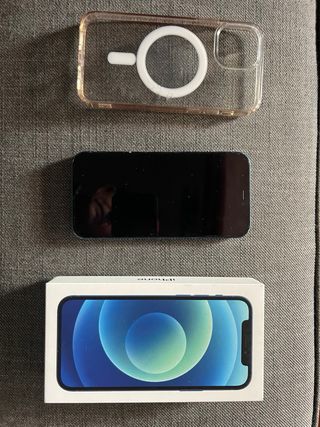 iPhone 12 64GB Azul, se regala funda