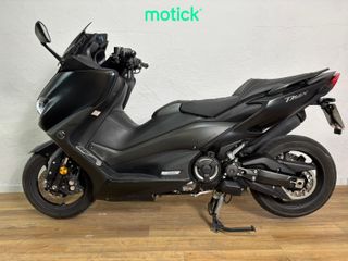 YAMAHA TMAX 560