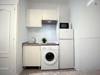 Estudio en alquiler en San Andrés en Madrid