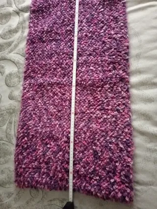 Alfombra tejida a mano rosa y morada