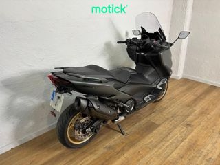 YAMAHA TMAX 560 TECH MAX