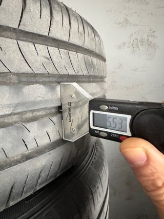 Neumáticos 215/60 R17 85H