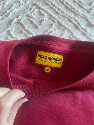 Sudadera de Hello Monday