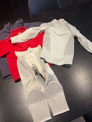 Conjunto esquí niño Columbia con ropa termica t4