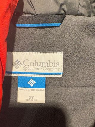 Conjunto esquí niño Columbia con ropa termica t4