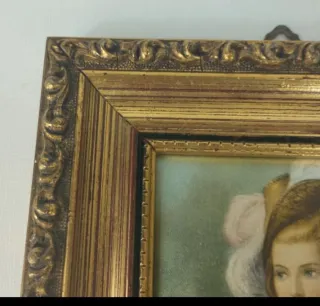 Cuadro pequeño marco dorado