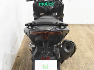 YAMAHA TMAX 560